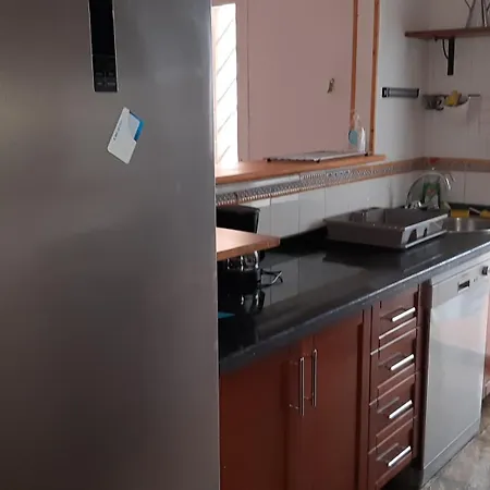 Relax In The Terrace! 4 Bedrooms - Huge Private Terrace - Swimming Pool - Walking Distance To The Beach! * Torremolinos