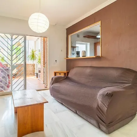 Relax In The Terrace! 4 Bedrooms - Huge Private Terrace - Swimming Pool - Walking Distance To The Beach!