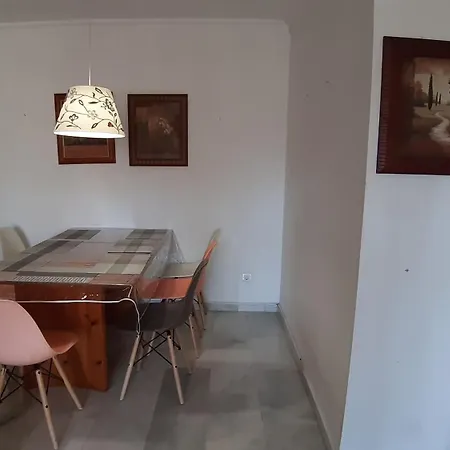 Relax In The Terrace! 4 Bedrooms - Huge Private Terrace - Swimming Pool - Walking Distance To The Beach! Apartment *