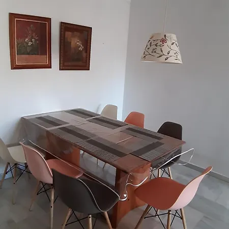 Apartment Relax In The Terrace! 4 Bedrooms - Huge Private Terrace - Swimming Pool - Walking Distance To The Beach! Torremolinos